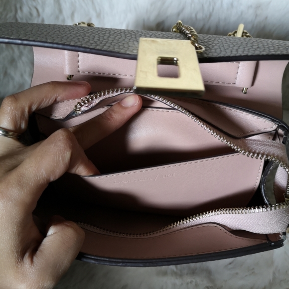 Lacattura Gray crossbody bag - Picture 6 of 12